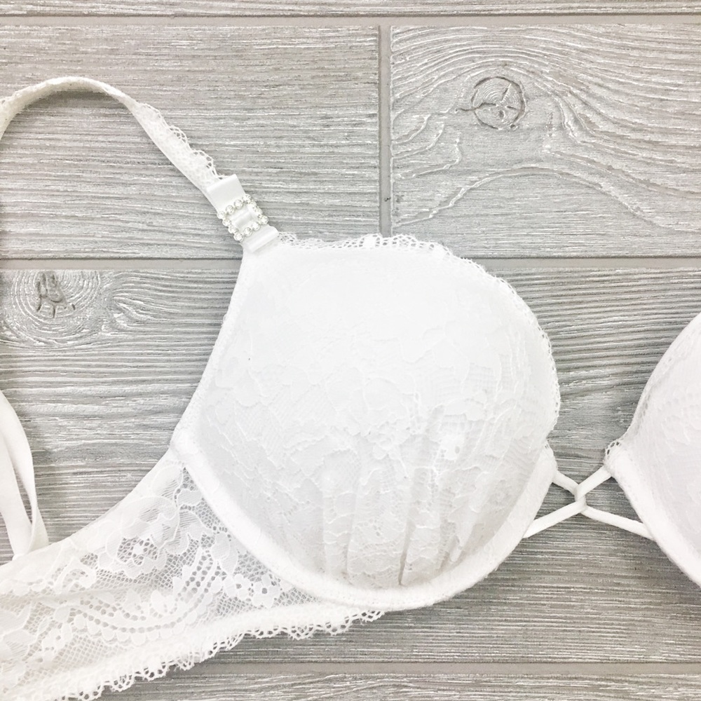 Victoria Secret "I DO" Collection White Lace Bra - Picture 2 of 5